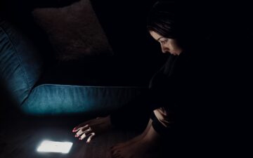 8 Shocking Facts about Online Gambling Addiction! Learn How to Stay Safe?